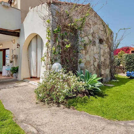 Il Giardino Di Viola Feriehus Porto Ottiolu